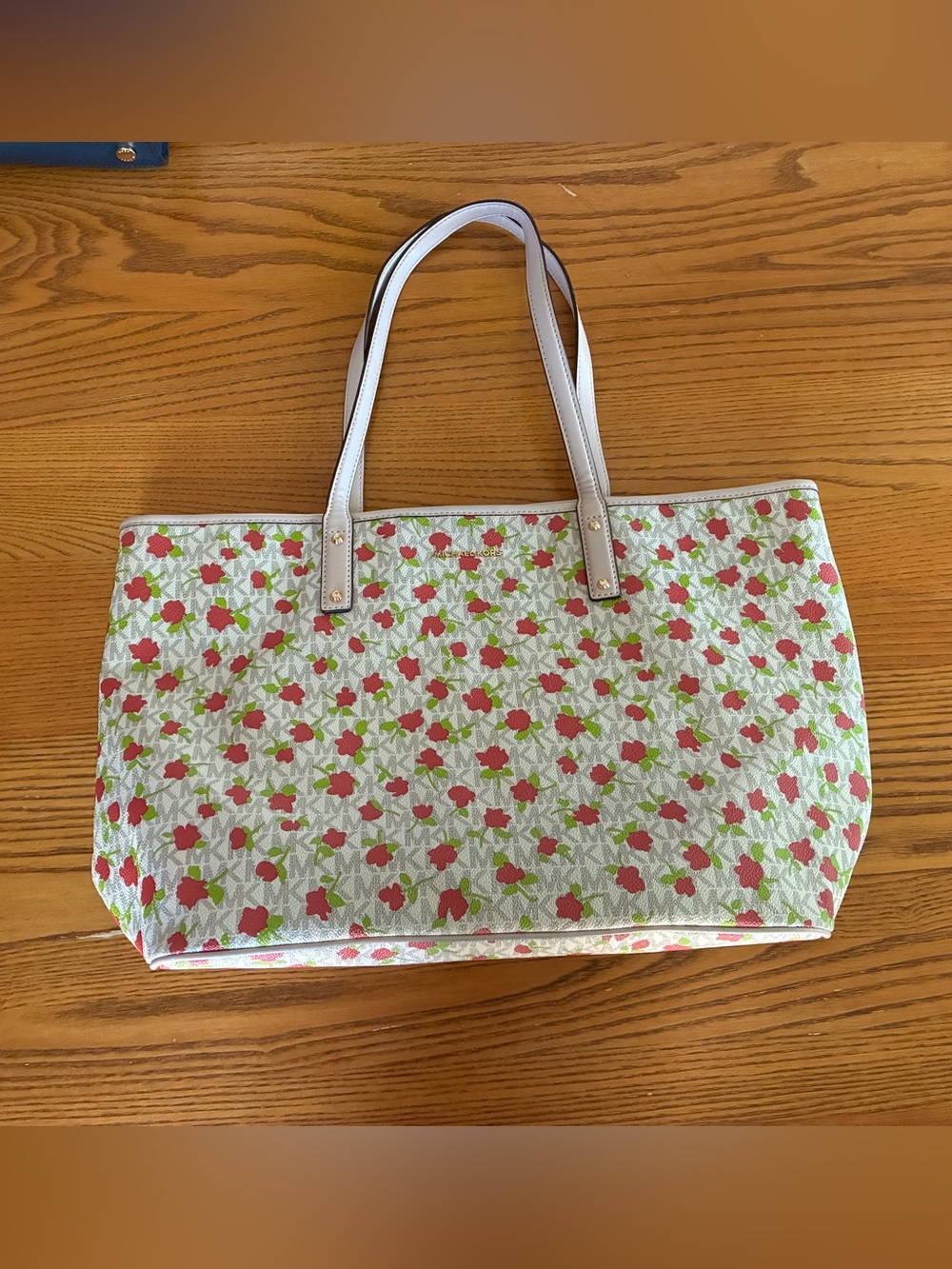 Michael Kors Large Carter Tote